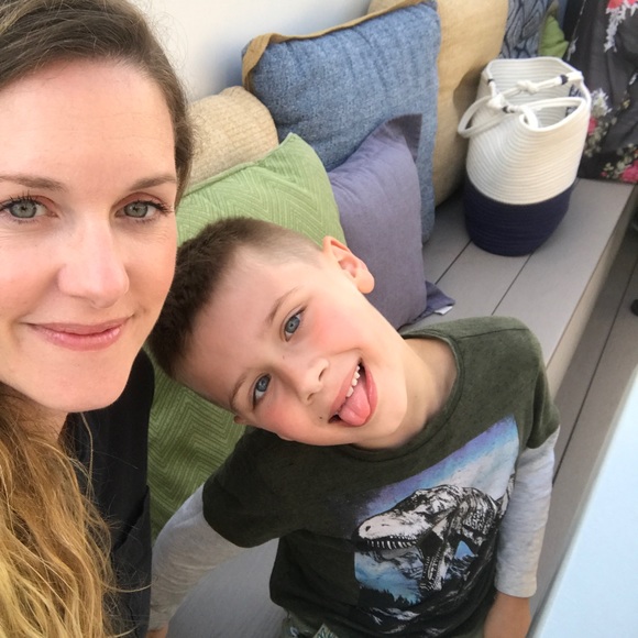 💐Meet Your Seller💐 - Picture 4 of 7